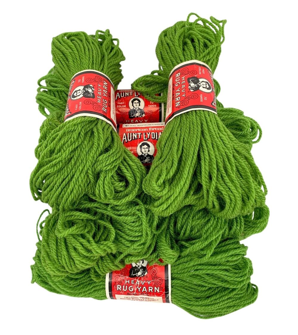 Vintage Aunt Lydia's Heavy Rug Yarn 615 Grass Green 11 Skeins 624 total grams